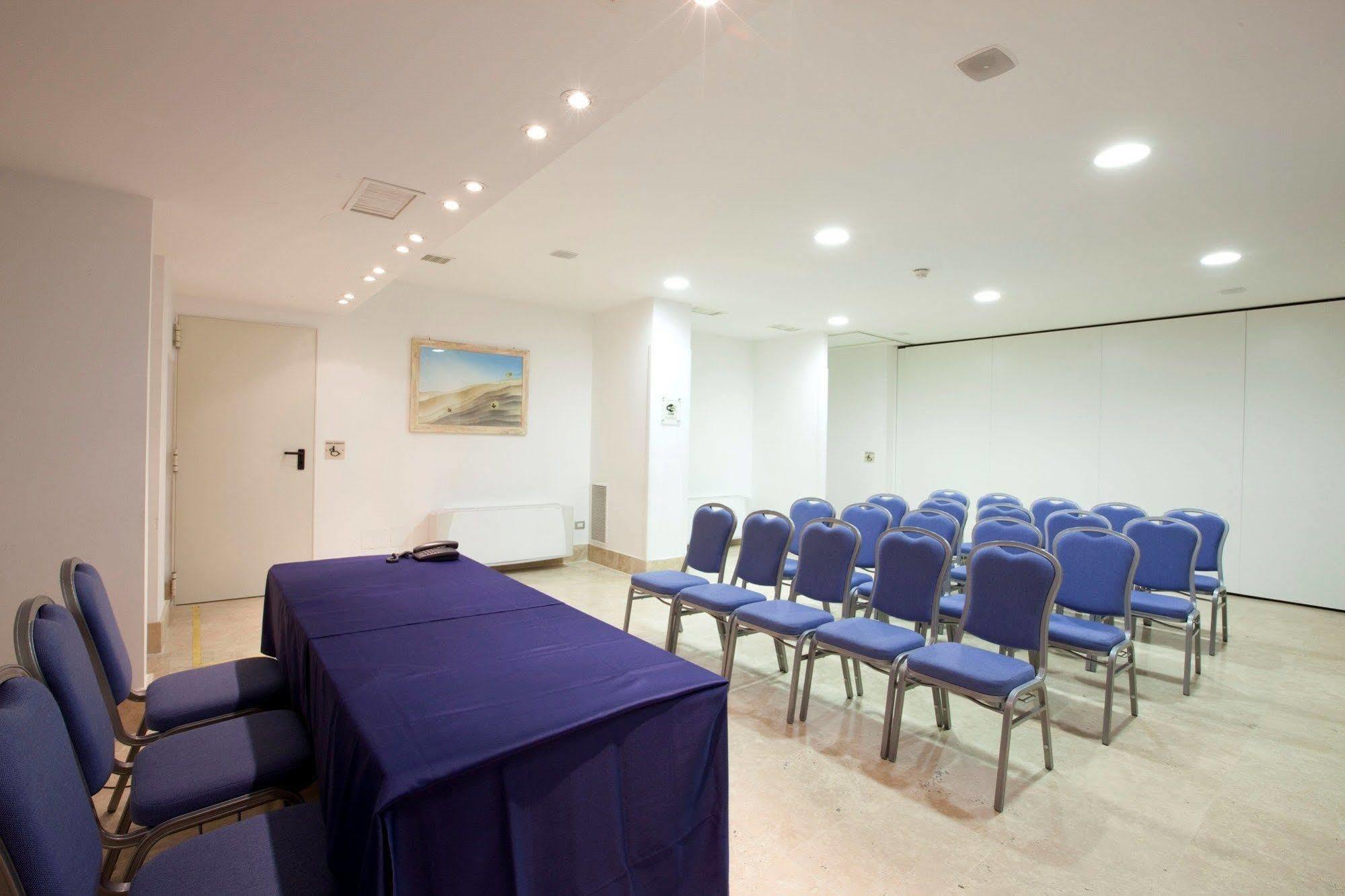 Centrum Palace Hotel & Resorts كامبوباسّو المظهر الخارجي الصورة